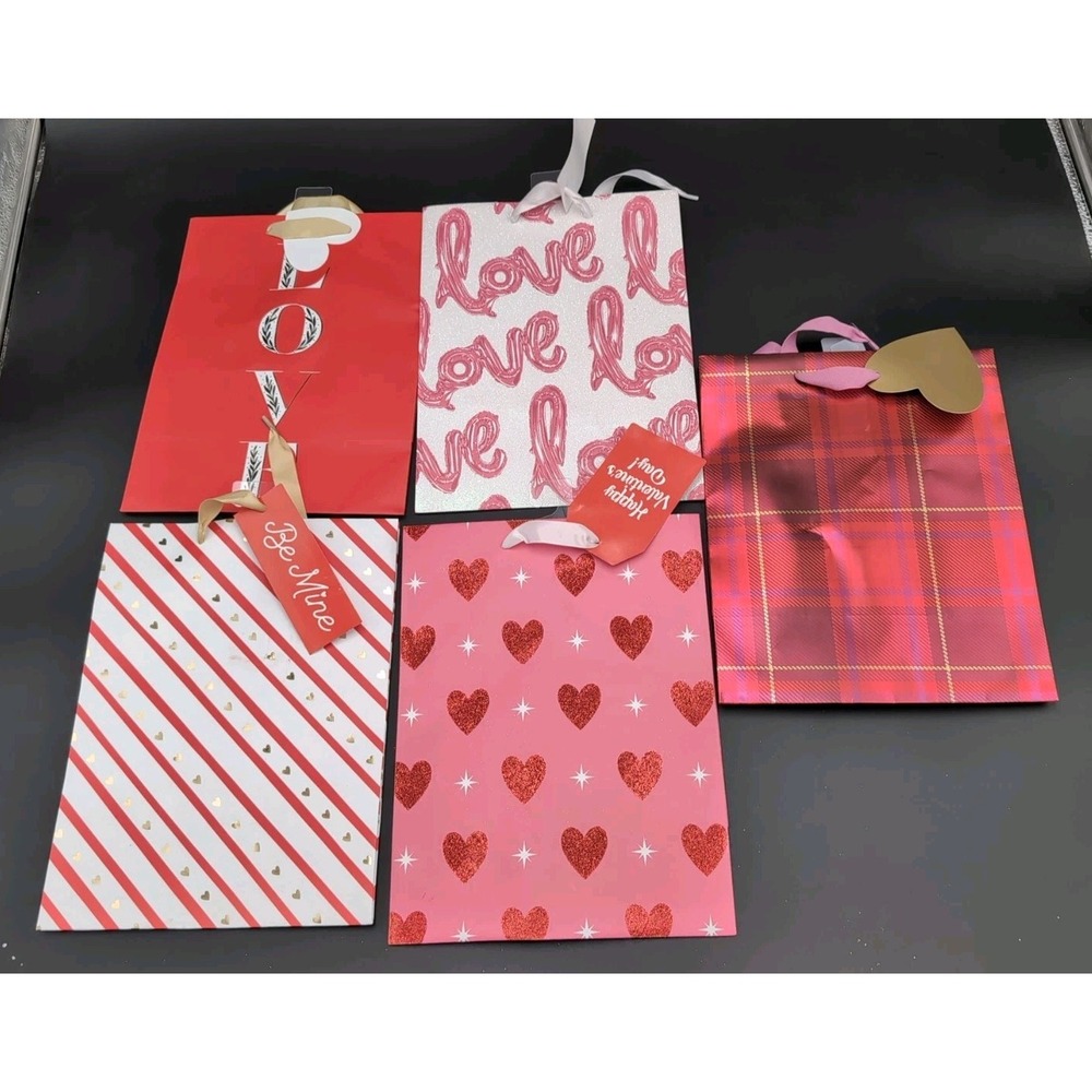 5 Red & pink for VALENTINE'S DAY medium gift bags